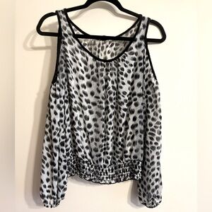 Charlotte Russe Stylish Black and White Women's Top